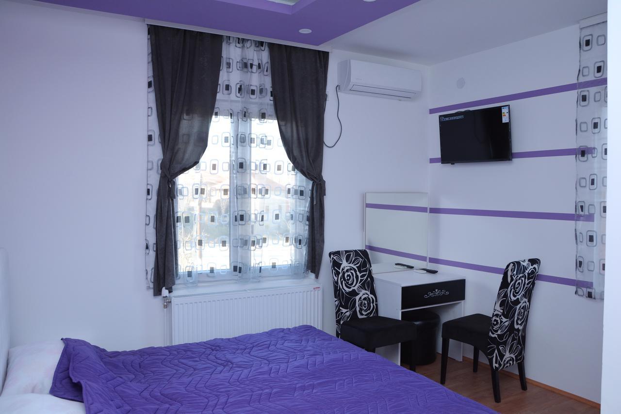 Bed and Breakfast Prenociste Bojan 017 Вране Экстерьер фото