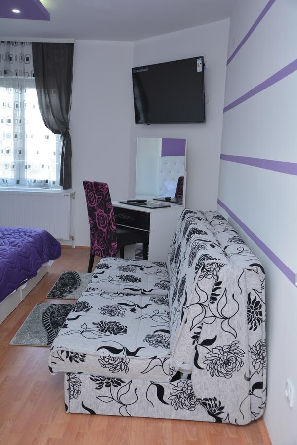 Bed and Breakfast Prenociste Bojan 017 Вране Экстерьер фото