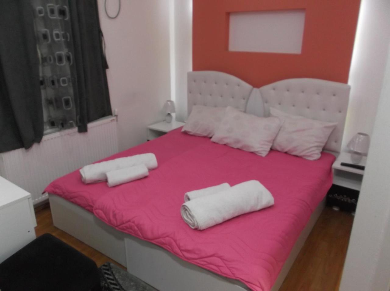 Bed and Breakfast Prenociste Bojan 017 Вране Экстерьер фото